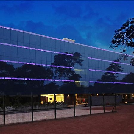 Hotel German Palace Near To Airport Gandhinagar Bagian luar foto