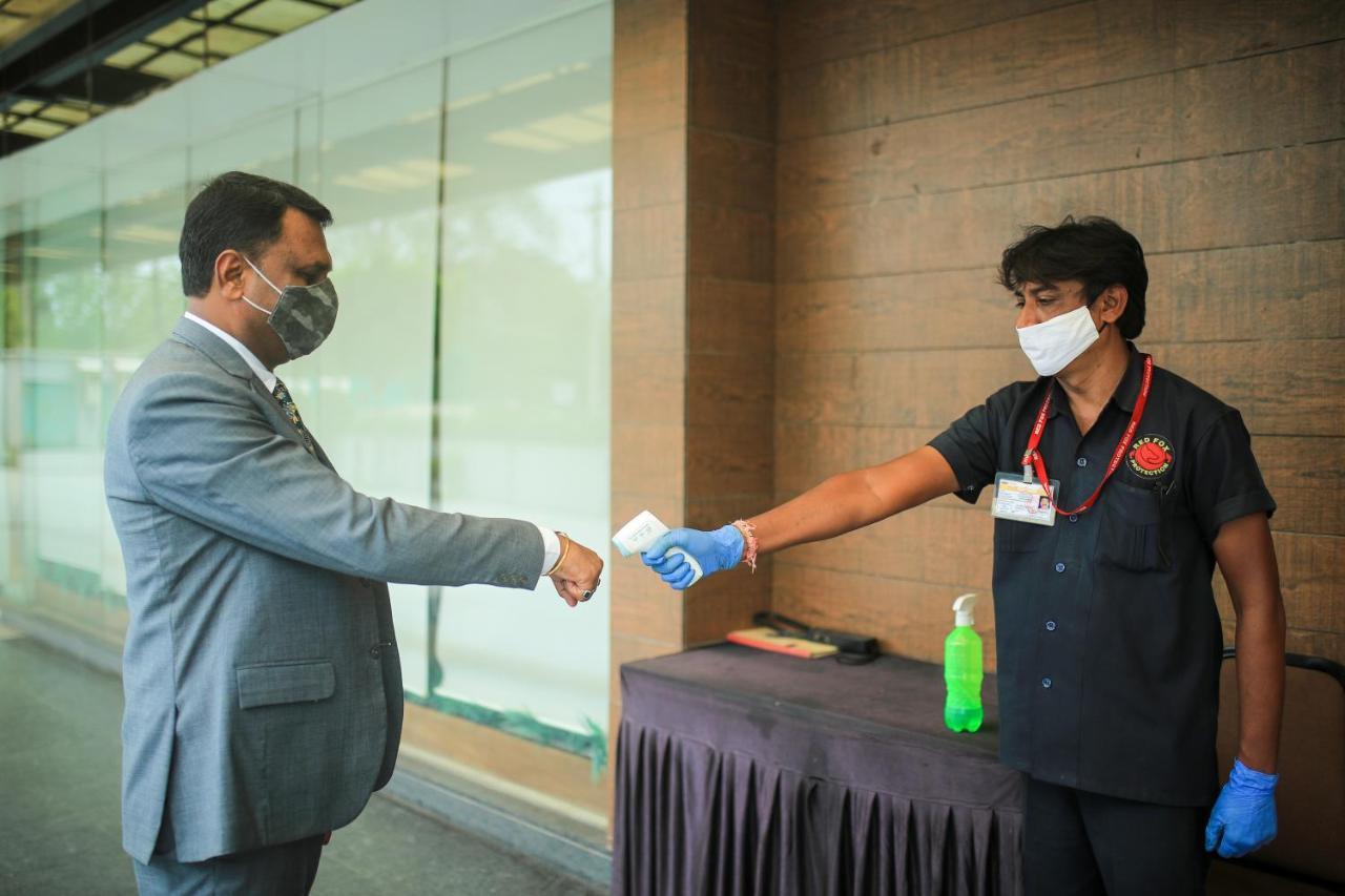 Hotel German Palace Near To Airport Gandhinagar Bagian luar foto