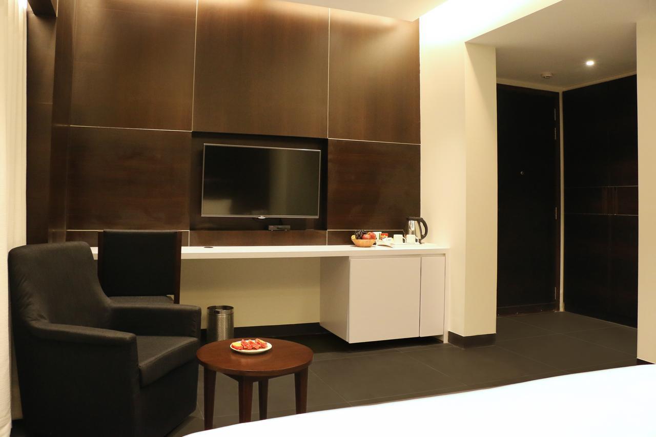 Hotel German Palace Near To Airport Gandhinagar Bagian luar foto