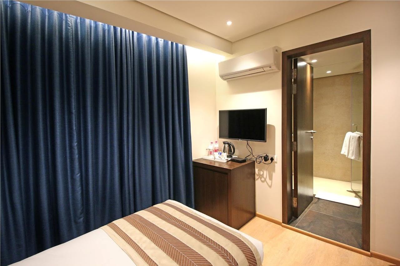 Hotel German Palace Near To Airport Gandhinagar Bagian luar foto